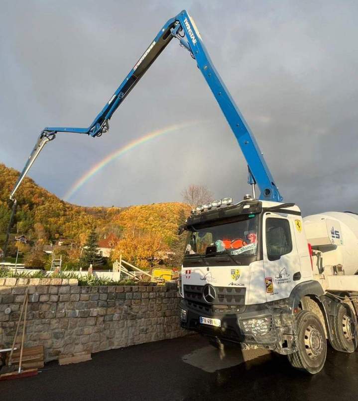 Entreprise pompage de béton près de Yenne