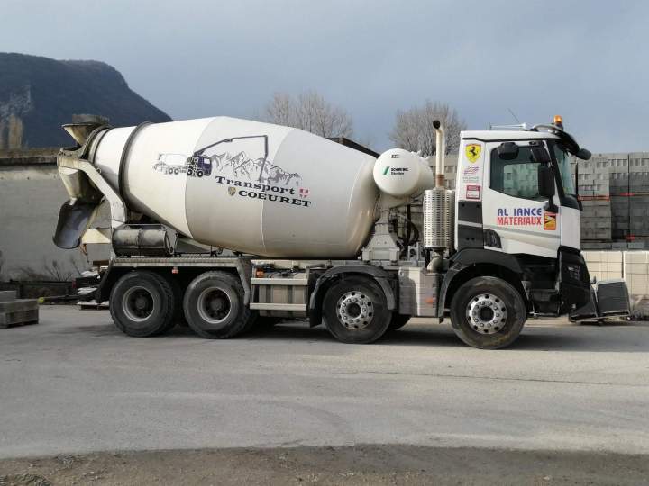 Transport et pompage de béton